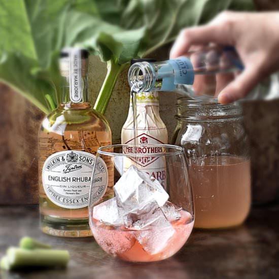 Rhubarb & Rose Water Gin Spritz