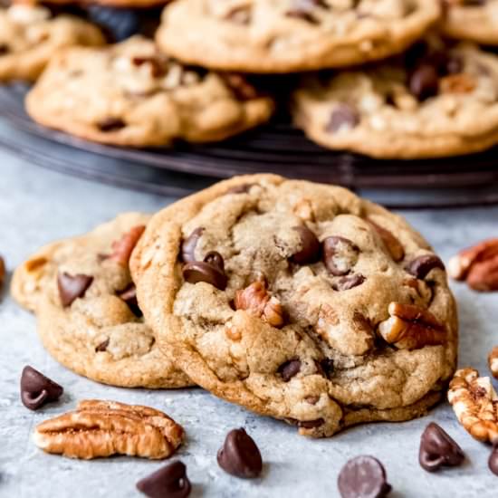 PECAN CHOCOLATE CHIP COOKIES