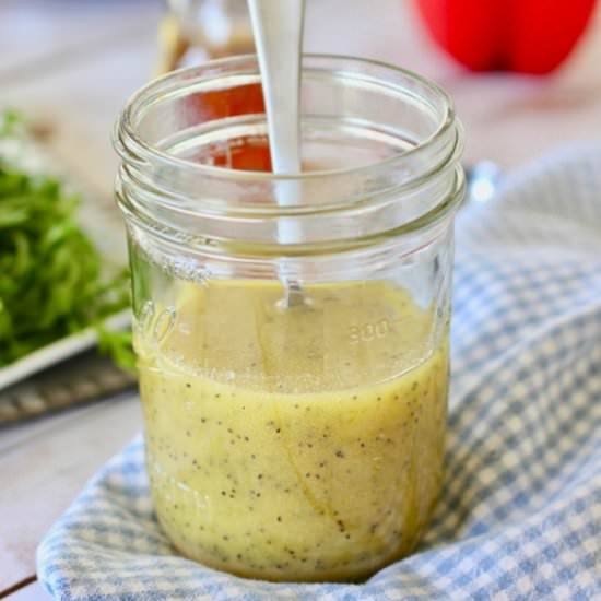 Easy Poppy Seed Dressing