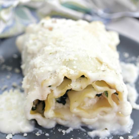 Chicken Florentine Lasagna Rolls