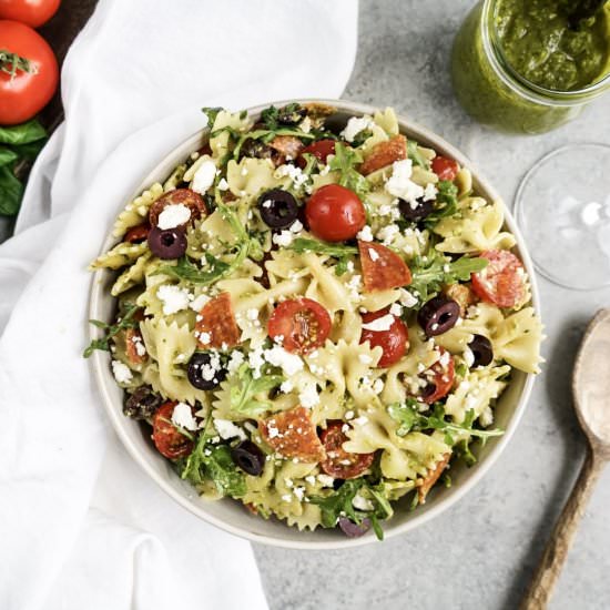 Easy Italian Pesto Pasta Salad