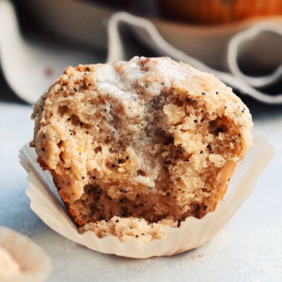 whole grain lemon poppyseed muffins