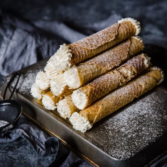Low-Carb Cannoli