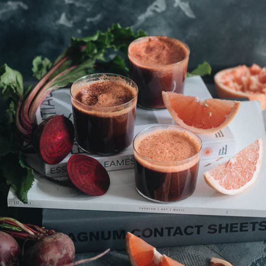 4-Ingredient Beet Smoothie