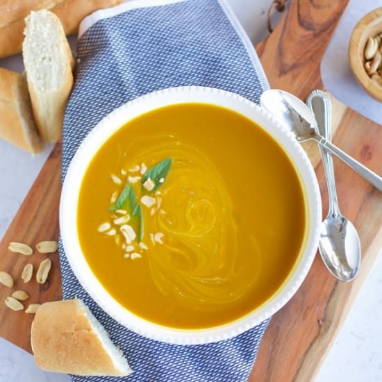 Instant Pot Curried Pumpkin Soup
