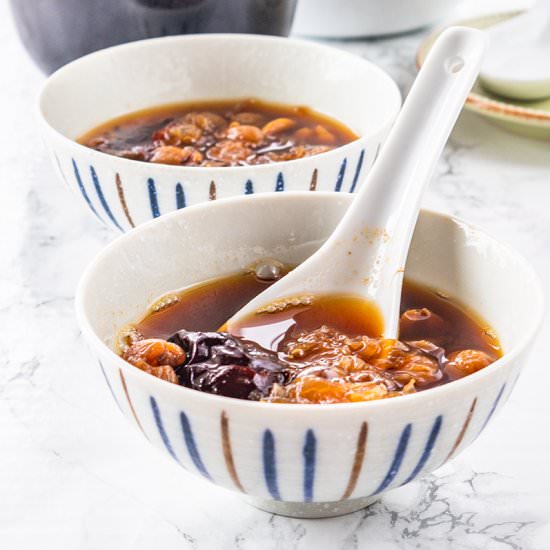 Longan and Snow Fungus Sweet Soup