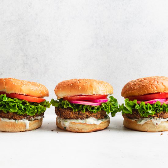 Chipotle Black Bean Burgers