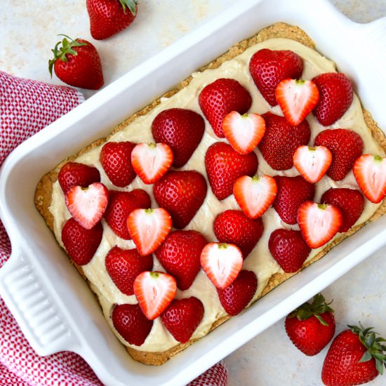 Oatmeal Strawberry Slab Pie