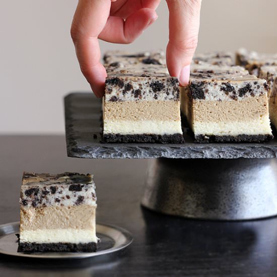 Layered Oreo&Mocha Cheesecake Bars