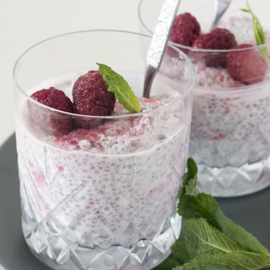 Raspberry coconut chia pudding