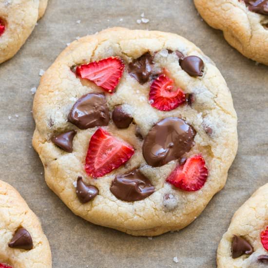 Keto Strawberry Cookies