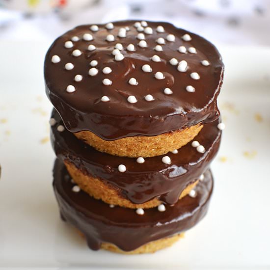 Chocolate, Vegan Vanilla Cupcakes