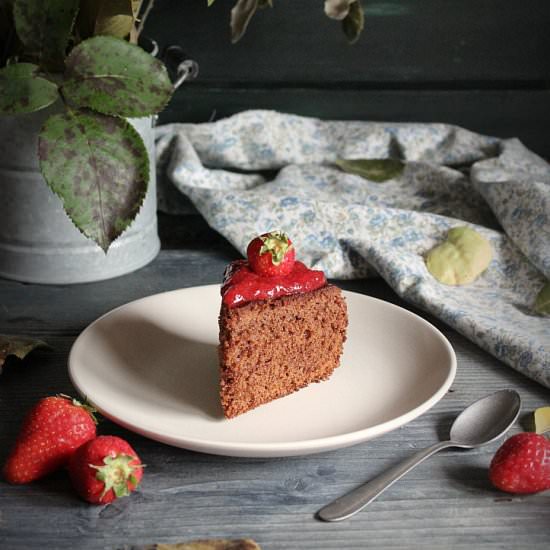 Chocolate cake and strawberries