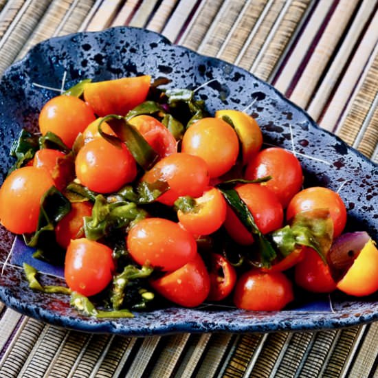 Wakame and cherry tomato salad