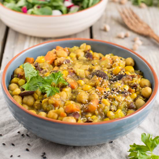 Hearty Vegan Curry [Oil-Free]