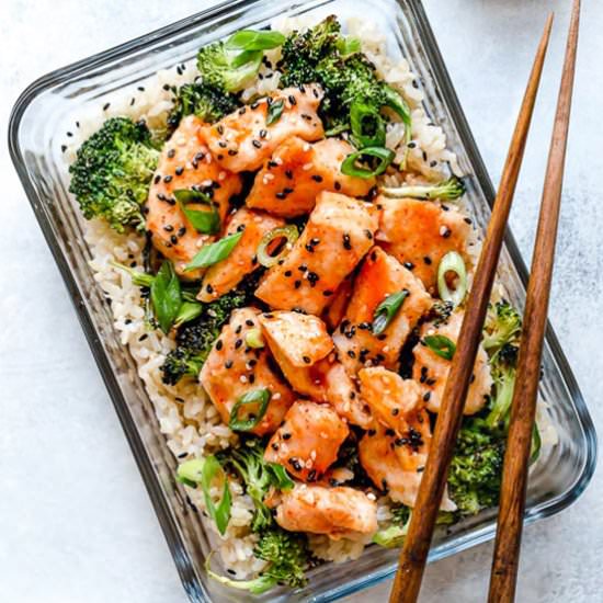 Honey Sriracha Chicken and Broccoli