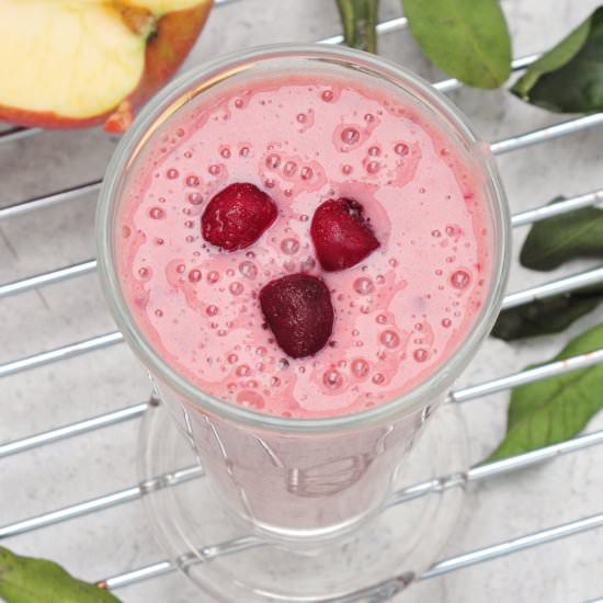 Cherry-apple smoothie