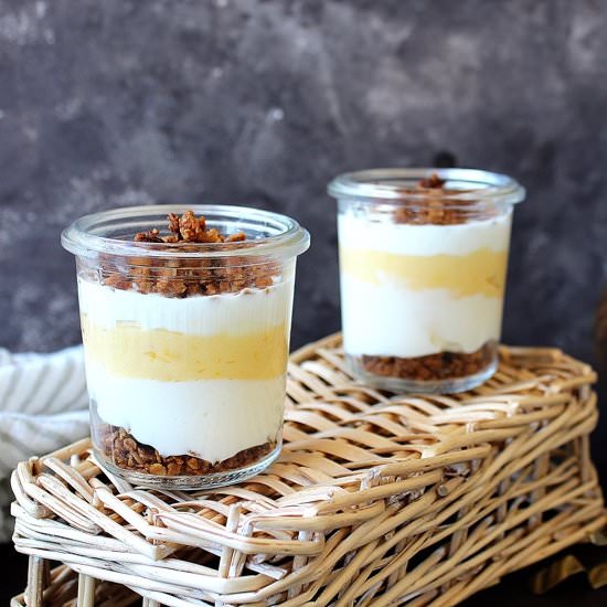 Lemon curd parfaits