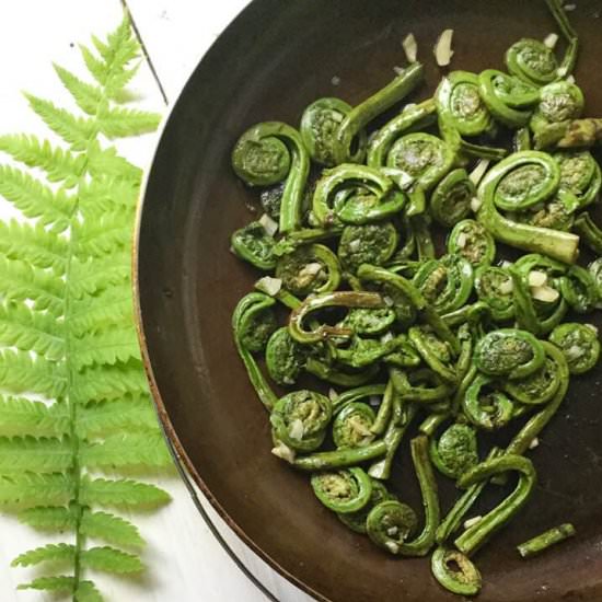 Easy foraged garlicky fiddleheads