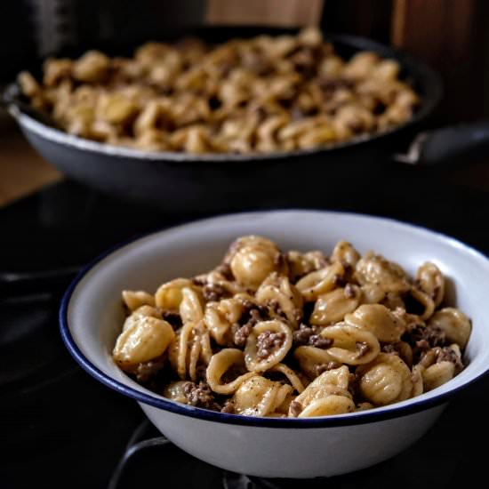 Easy Weeknight Beef Stroganoff