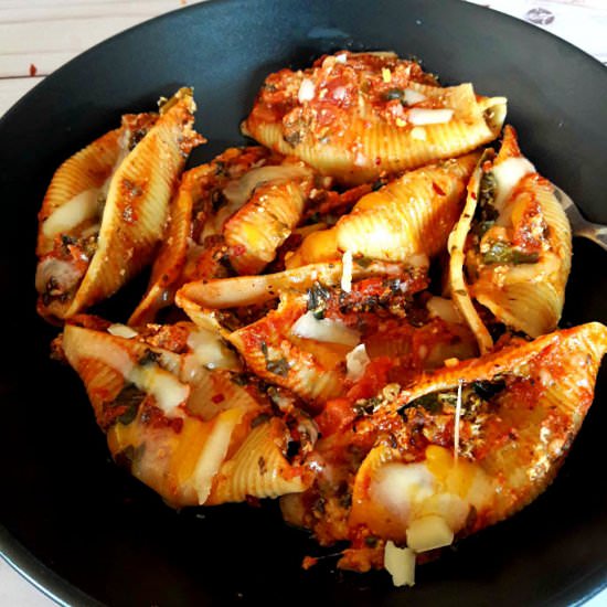 Vegetarian Stuffed Pasta Shells