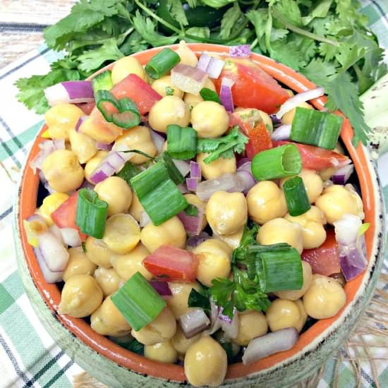 Simple Chickpea Veggie Salad
