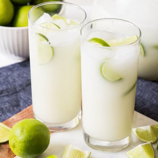 BRAZILIAN LEMONADE (LIMEADE)