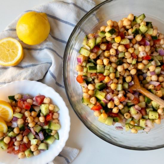 Mediterranean Chickpea Salad