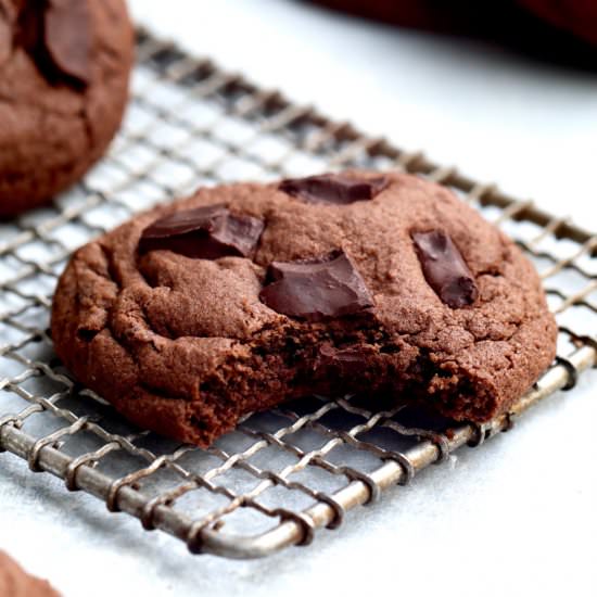 double dark chocolate chunk cookies