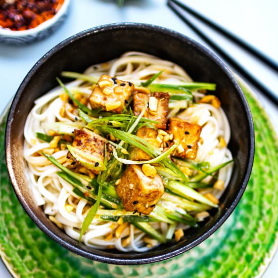 soba with tofu and sesame sauce