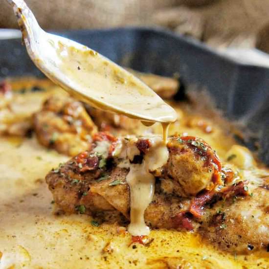 Creamy Garlic Chicken Thighs