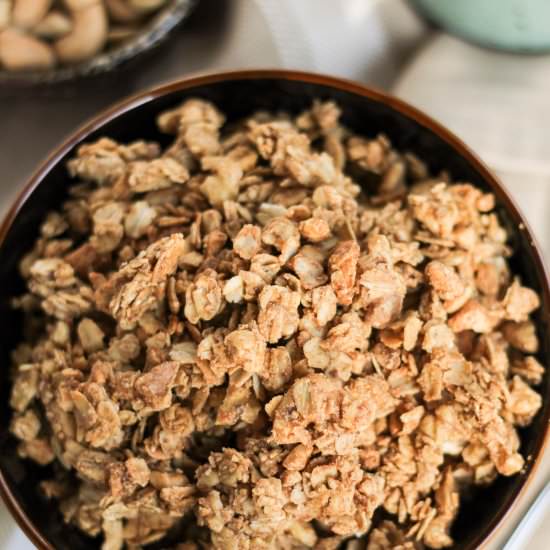 Cinnamon Cashew Granola (GF, DF)