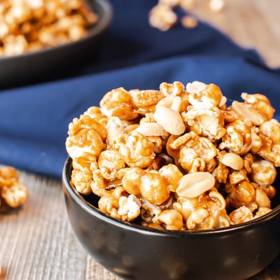 Homemade Caramel Popcorn