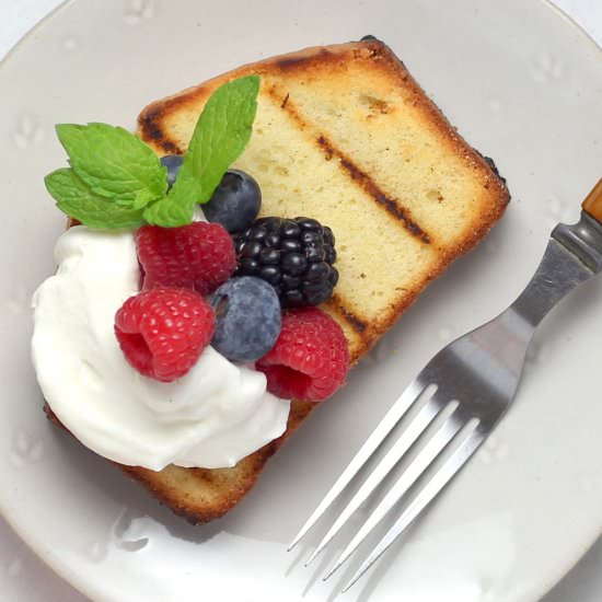 Classic Pound Cake