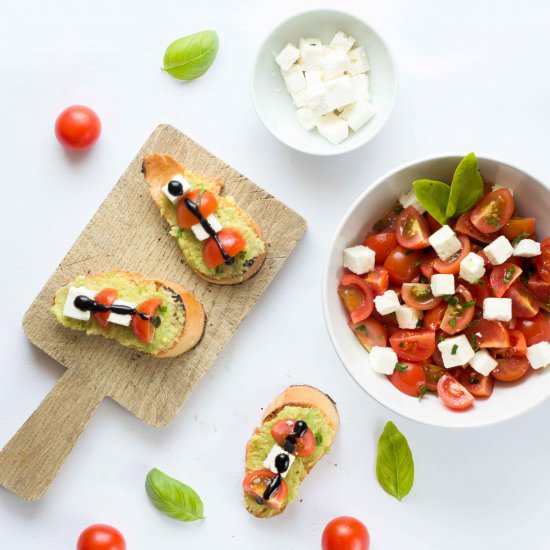 Horiatiki bruschetta