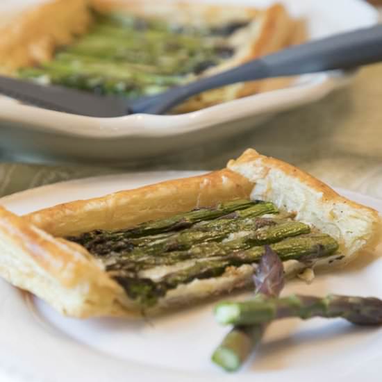 Asparagus Gruyere Tart