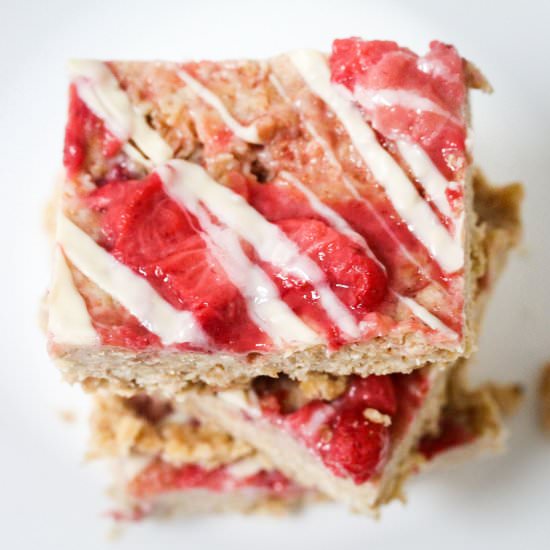 No Bake Strawberry Oats Bar