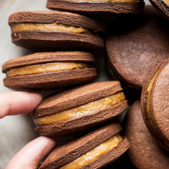 Peanut butter cookie sandwiches