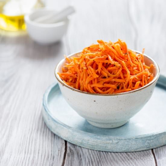 Korean-style carrot salad