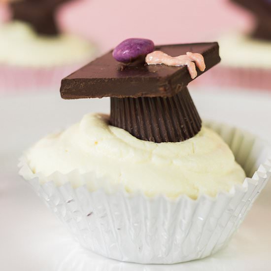 Vegan Graduation Cupcakes
