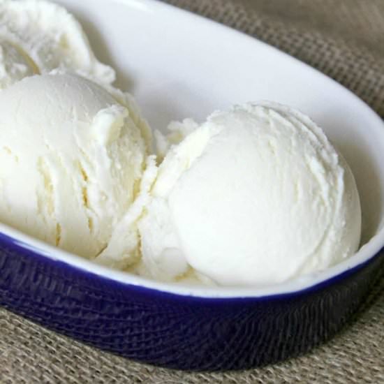 Homemade Vanilla Ice Cream