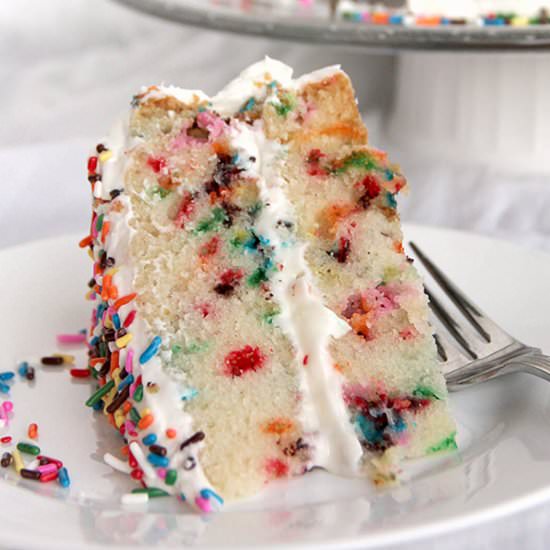 Easy Homemade Funfetti Cake