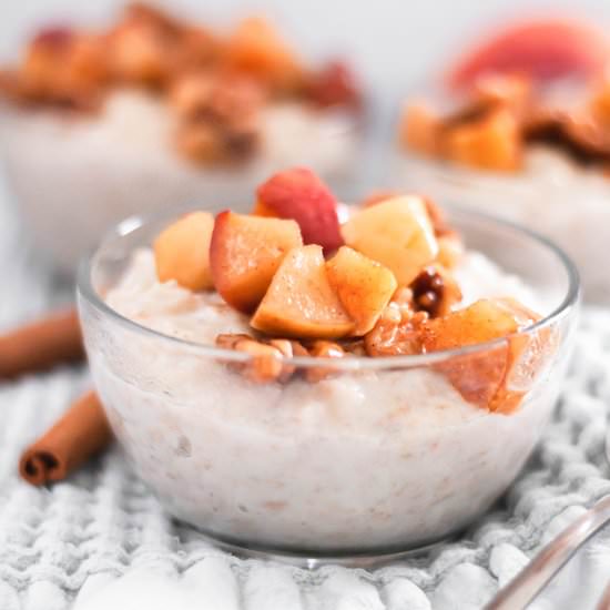 Caramelized Apple Oatmeal