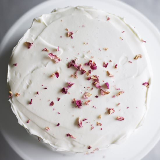strawberry rose cake