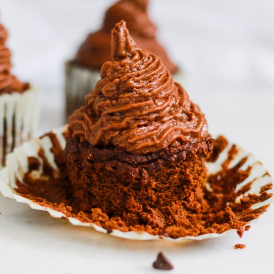 Paleo Chocolate Cupcakes (Vegan)