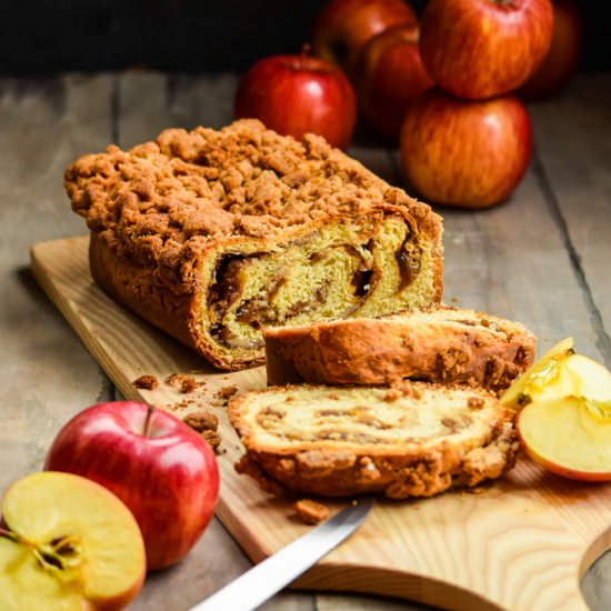 Harvest Time Apple Streusel Bread