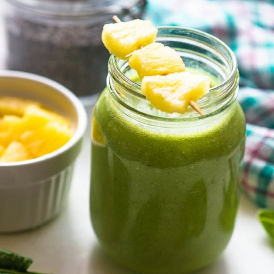 Spinach pineapple smoothie