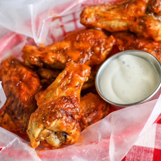 LOW CARB AIR FRYER BUFFALO WINGS