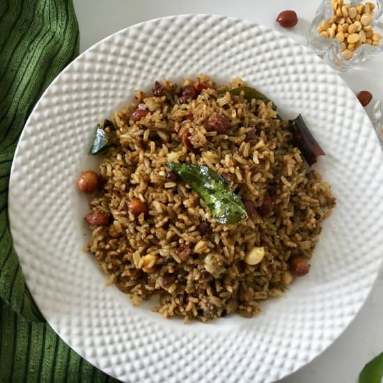 Puliyodharai/Tamarind Rice