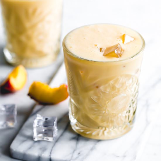 Vegan Peach ” Milkshake ”